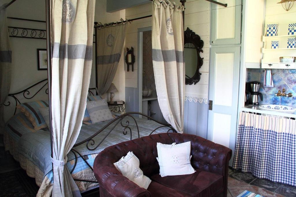 Domaine De L'Escuderia Hotel Parentis-en-Born Room photo